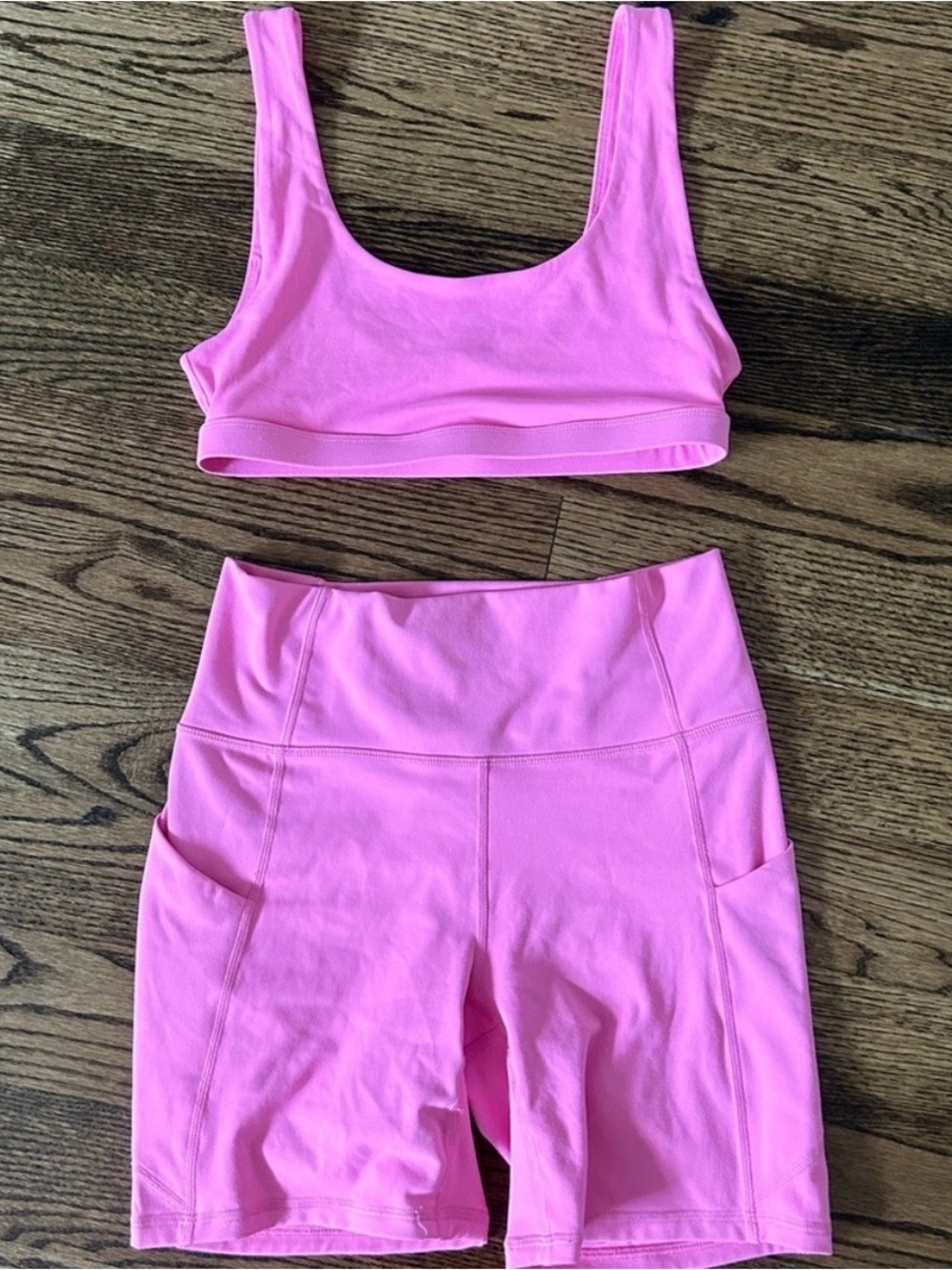 Fabletics Matching Set Sports Bra and Biker Shorts